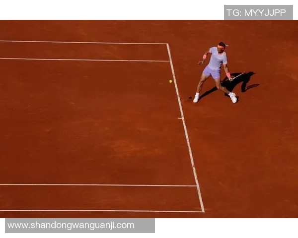 纳达尔与蒂姆在巴塞罗那的精彩对决全场录像回放分析