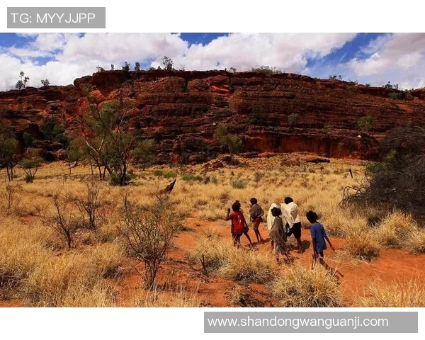 日本与澳大利亚生活方式大比拼：文化习俗饮食特色与日常生活的差异分析
